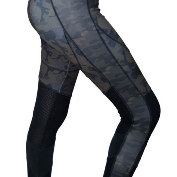 Green Camouflage workout legging - Picture 2 of 8